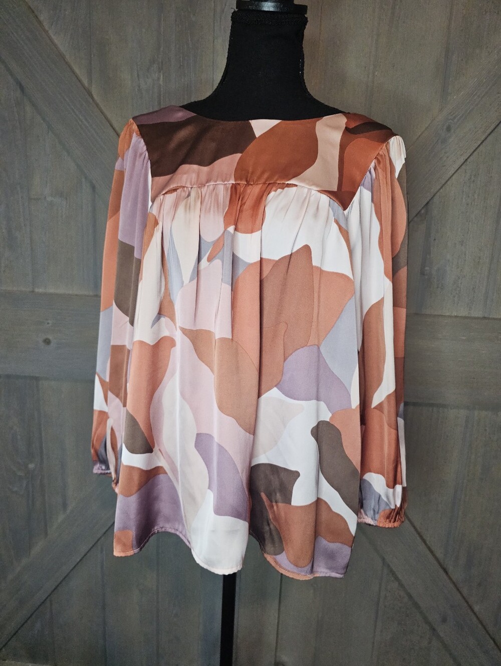 DR2 Geometric Blouse sz XL